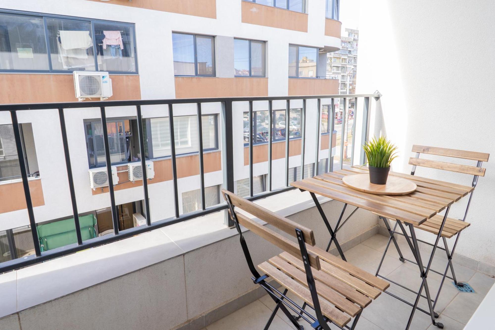 New Modern & Cozy Apartment With Free Parking Варна Экстерьер фото