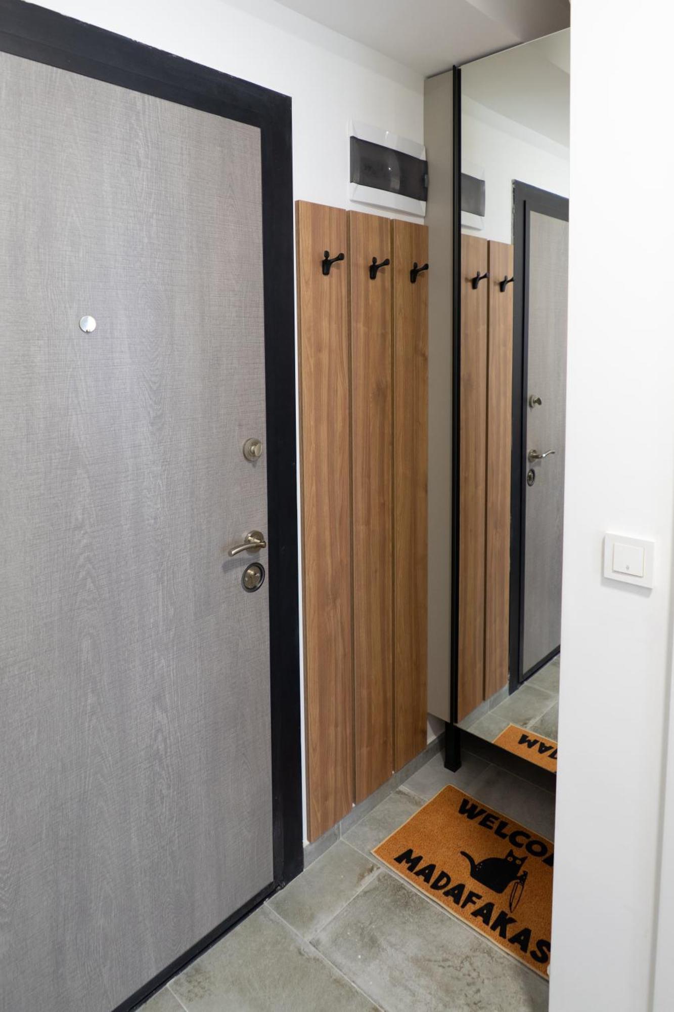 New Modern & Cozy Apartment With Free Parking Варна Экстерьер фото