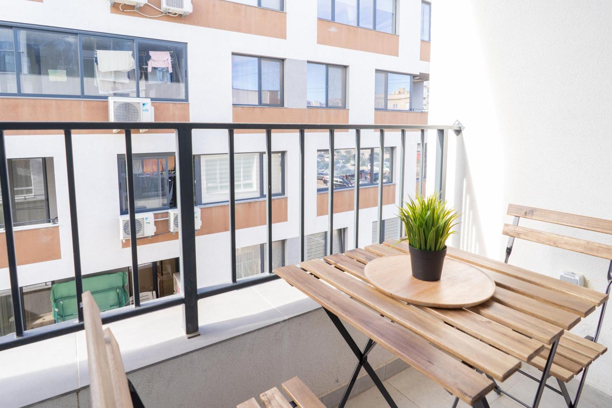 New Modern & Cozy Apartment With Free Parking Варна Экстерьер фото